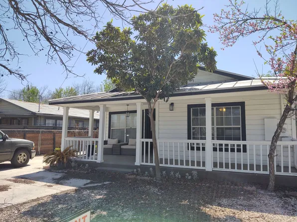 235 N Hidalgo Ave, New Braunfels, TX 78130