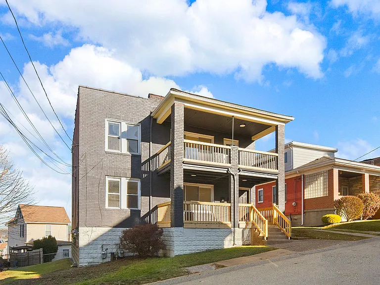 209 Mary St #2 — Photo 2