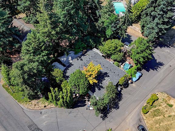 4th image of 1016 S Lieser Rd