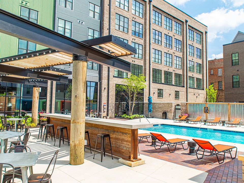 1st image of 431 W Rich St #216
