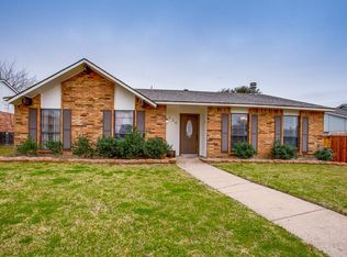 624 Via Altos, Mesquite, TX 75150