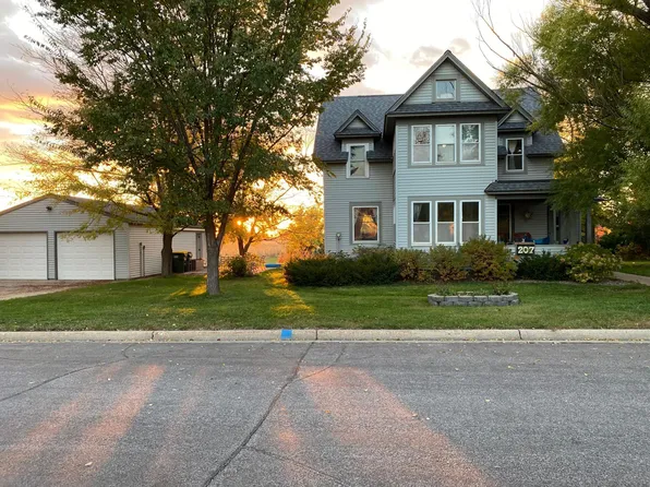 207 S Lake St, Belview, MN 56214