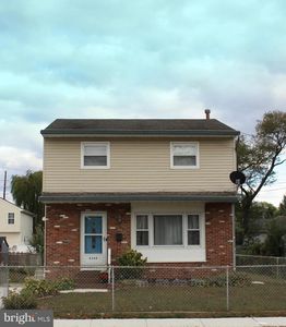 8260 Stow Rd, Pennsauken, NJ, 08110
