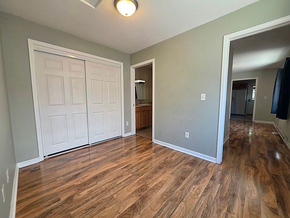 5th image of 1234 Pine St