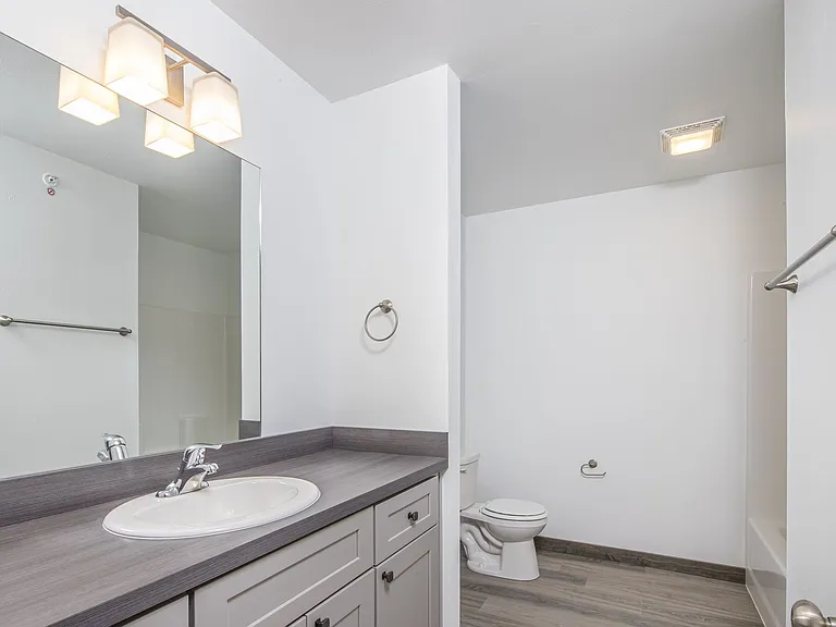 1805 Golden West Dr — Photo 8