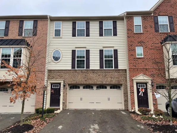 1903 Pointe View Dr, Mars, PA 16046