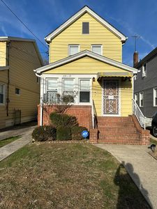 22113 104th Avenue, Jamaica, NY, 11429