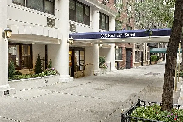 Sold by Brown Harris Stevens | media 22