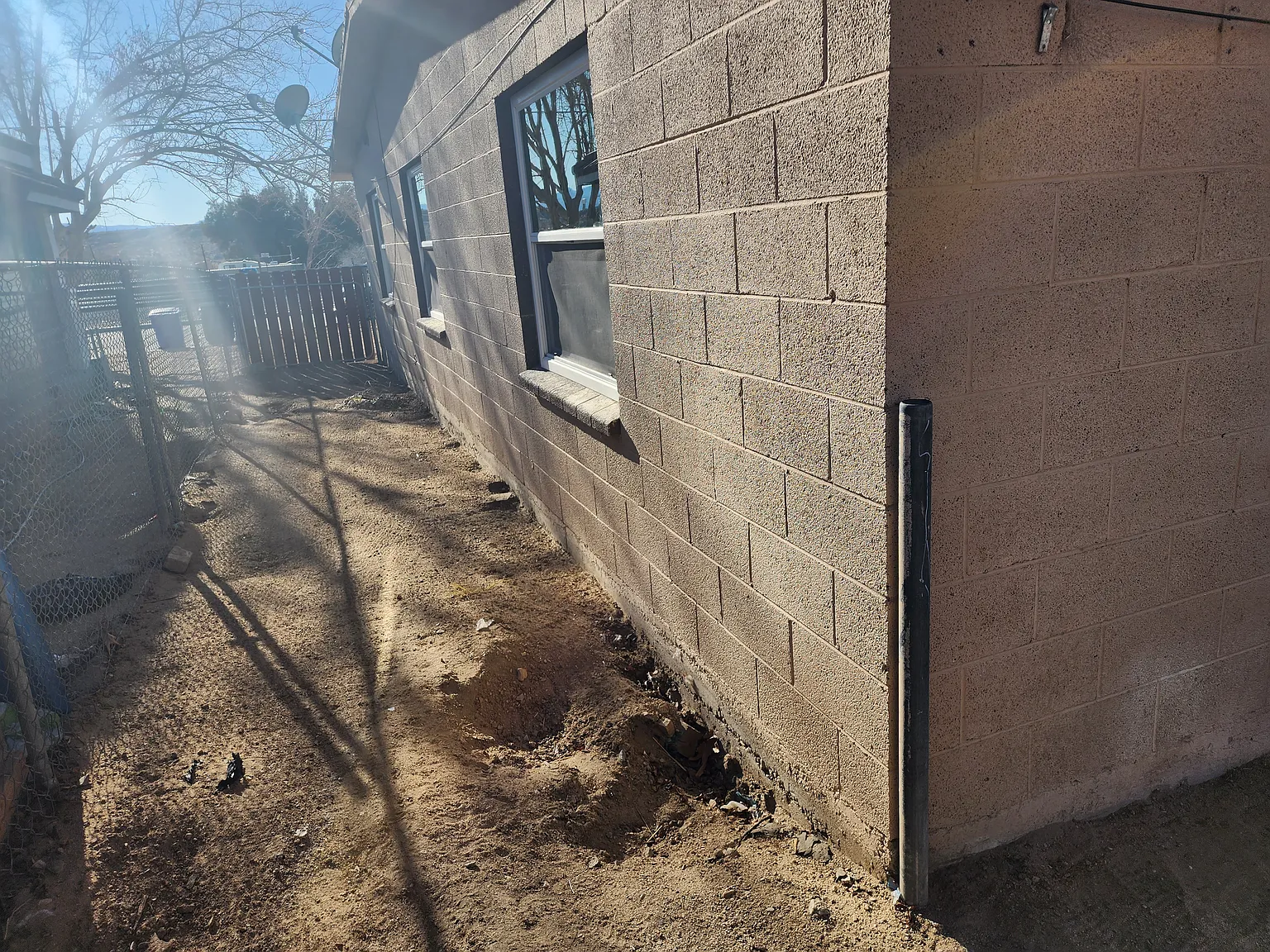 3 bed, 1000 sqft, $1,730 — Photo 3