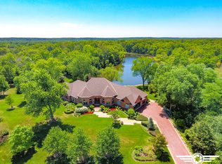 7 Buege Ln, Burr Ridge, IL 60527