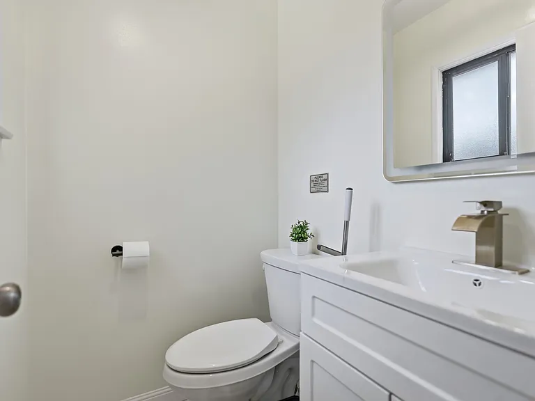 750 E Mountain View Ave — Photo 15
