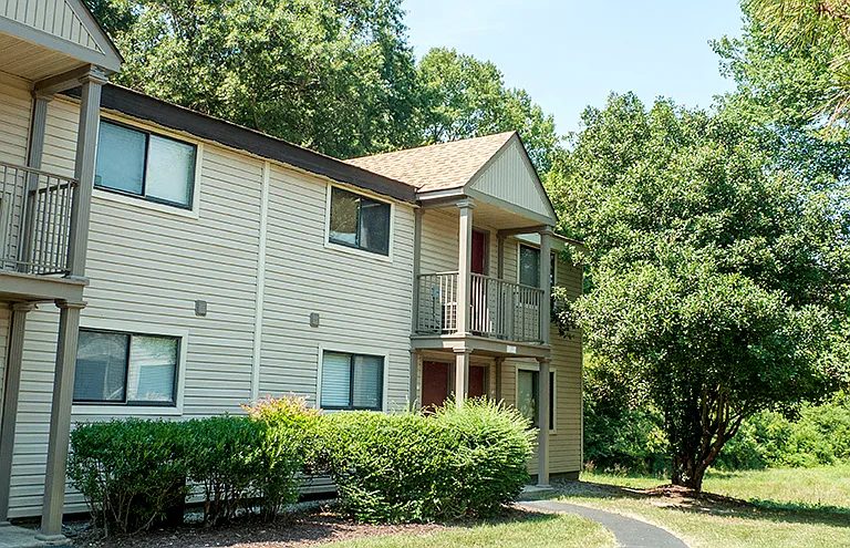 1401 Yellowpine Cir — Photo 36