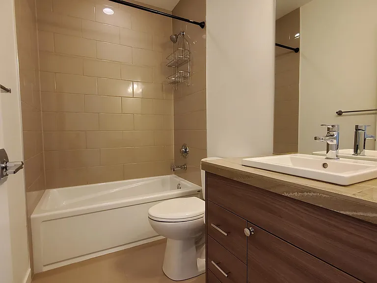7433 4th Ave NE #1 — Photo 23
