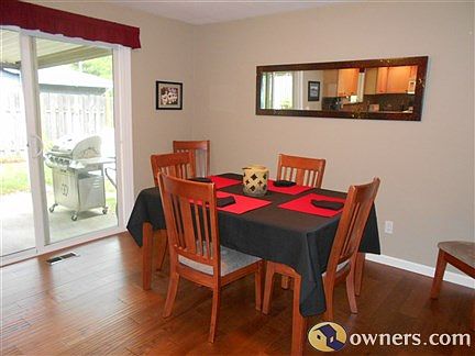 Spacious dining room