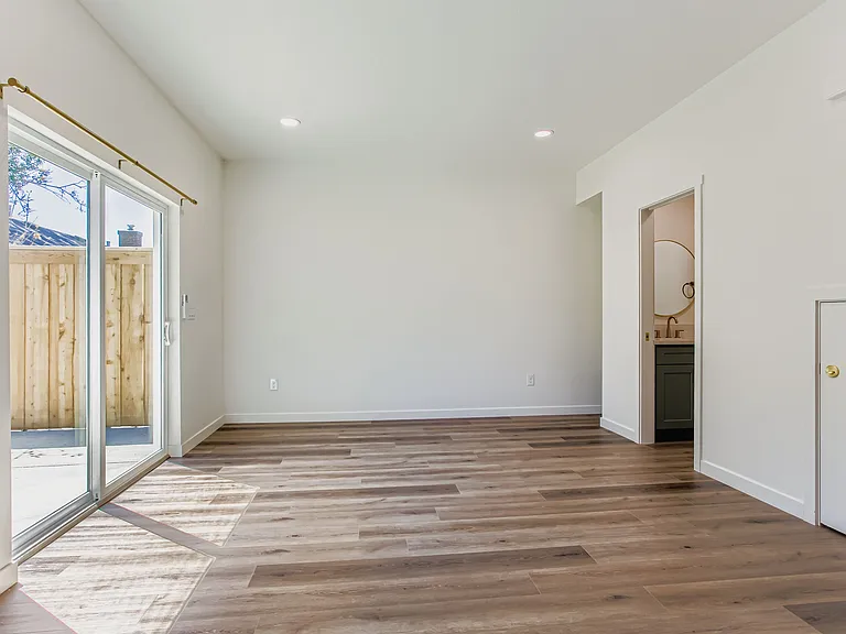 4475 SE 28th Pl — Photo 11