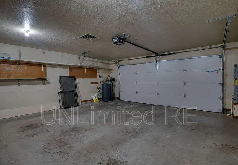 2512 Cisco Dr S — Photo 12