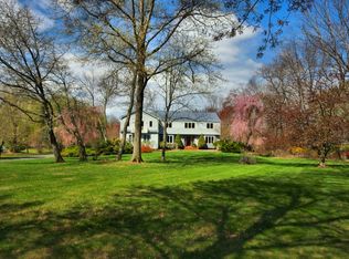 51 Glen Ridge Dr, Long Valley, NJ 07853