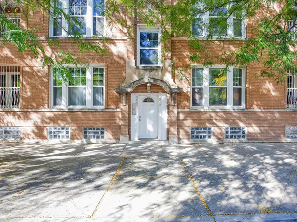 2006 N Spaulding Ave #2, Chicago, IL 60647