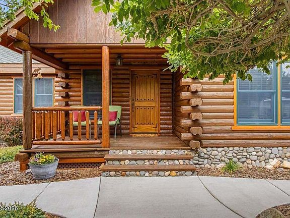 2nd image of 3667 Summer Hill Dr