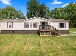 1014 Ridgeway Rd, Jamestown, TN 38556