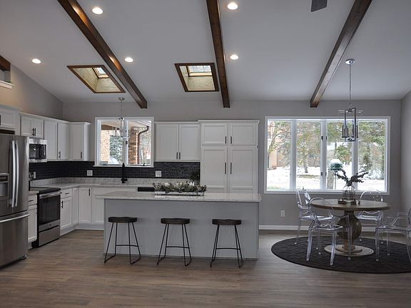 2nd image of 3801 White Trillium Dr W