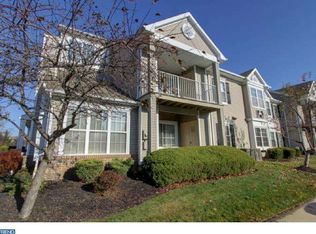 902B Saxony Dr, Mount Laurel, NJ 08054