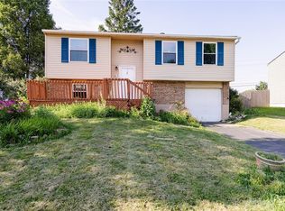 116 Wickham Farm Dr, Englewood, OH 45322