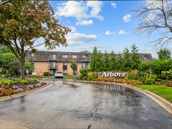 1 Oak Creek Dr APT 2303, Buffalo Grove, IL 60089