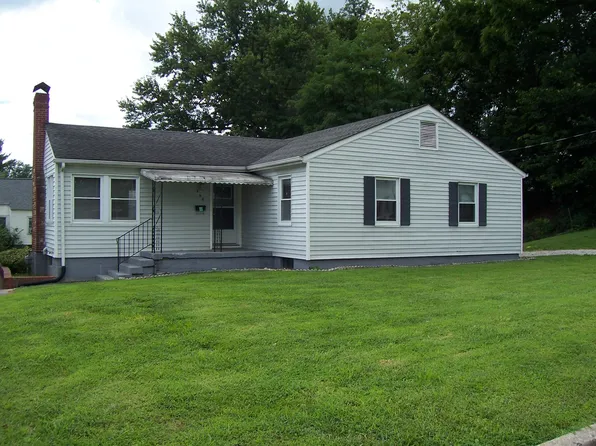 222 Kobert Ave, Lebanon, KY 40033
