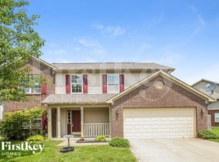 2706 Bluestone Dr, Greenfield, IN 46140