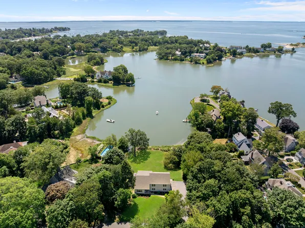 35 Outlook Drive, Darien, CT 06820