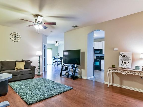 4th image of 4921 Wild Oats Dr