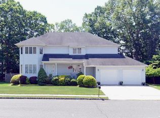 5 Bennett Ave, Monroe Township, NJ