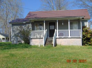 910 Thurman St, La Fayette, GA 30728