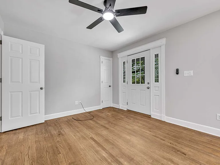 3027 Cora Ave — Photo 15