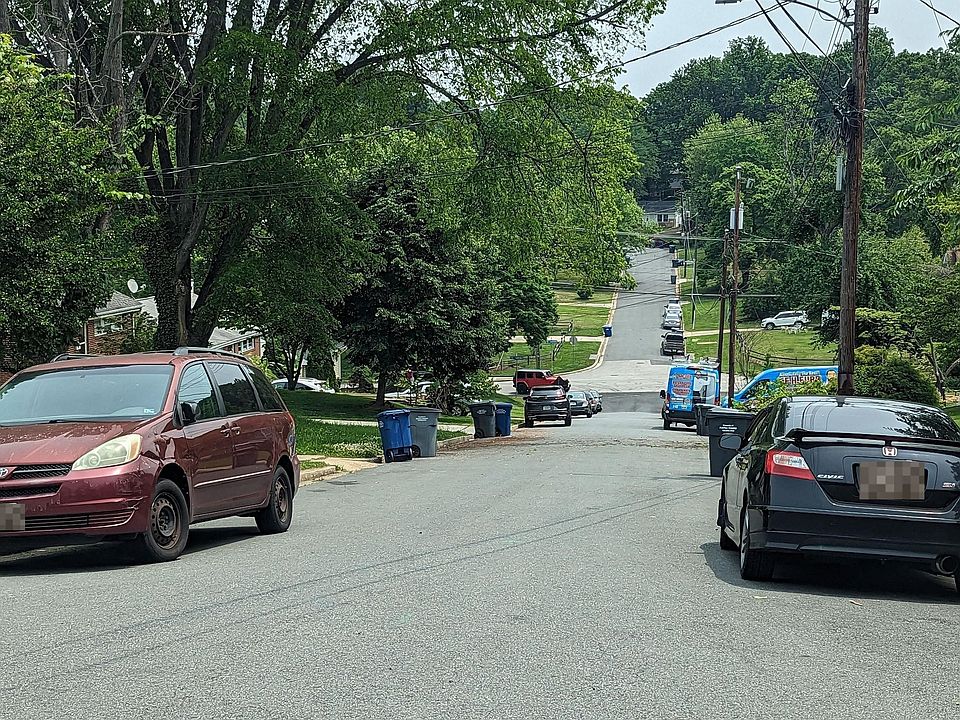 2nd image of 3706 Heather Ct