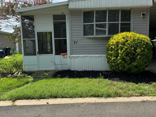21 Cornwall Pl, Williamstown, NJ 08094