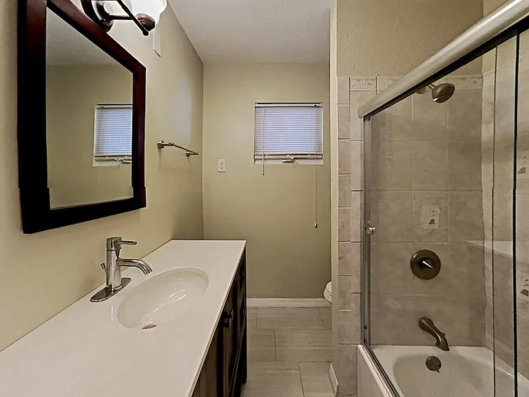 628 N Halifax Ave — Photo 14