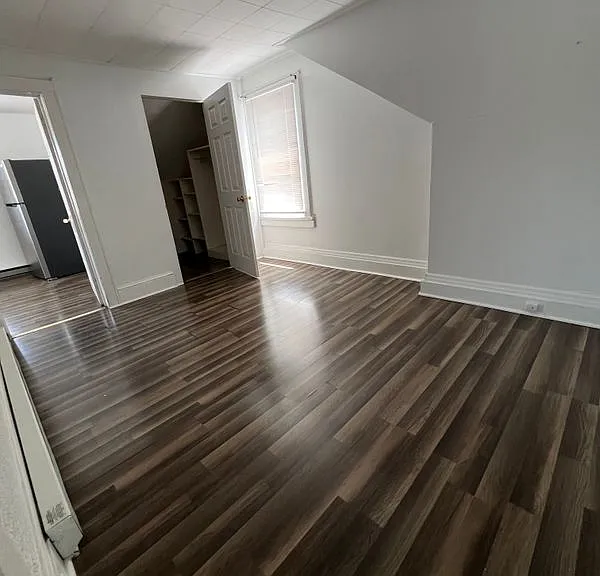 552 River St #3 — Photo 5