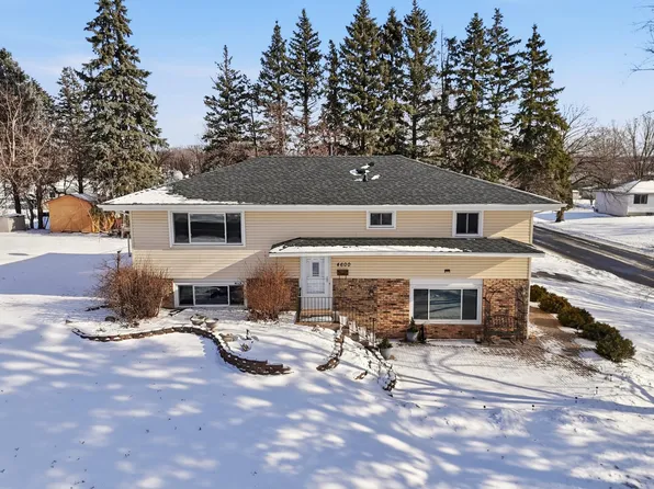 4600 Boone Ave N, New Hope, MN 55428