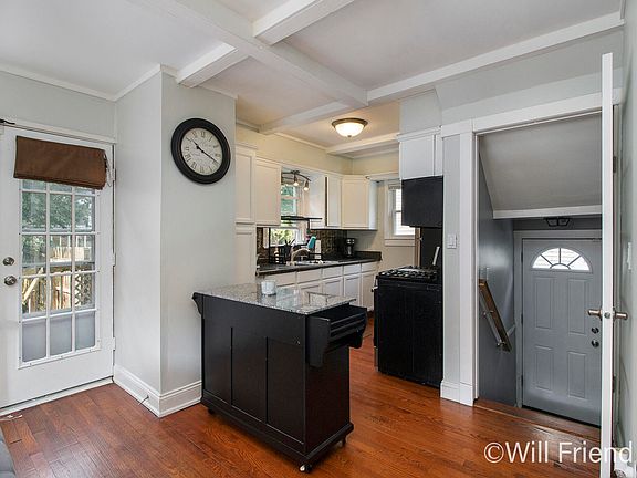 5th image of 1358 Johnston St SE