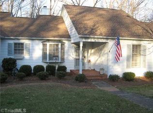 922C Chatfield Sq, Jamestown, NC 27282