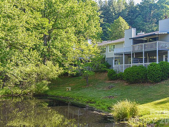 2nd image of 63 Hollybrook Dr