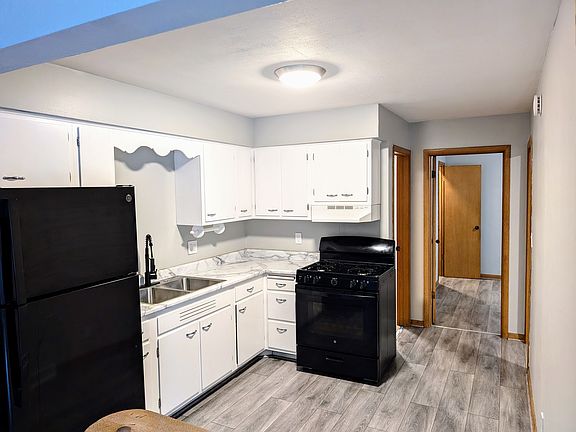 5th image of 2707 Canterbury Ln #2707-CL