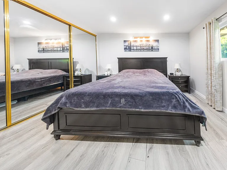 3010 Montrose Ave #26 — Photo 9