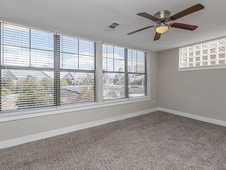 InTown Lofts — Photo 29