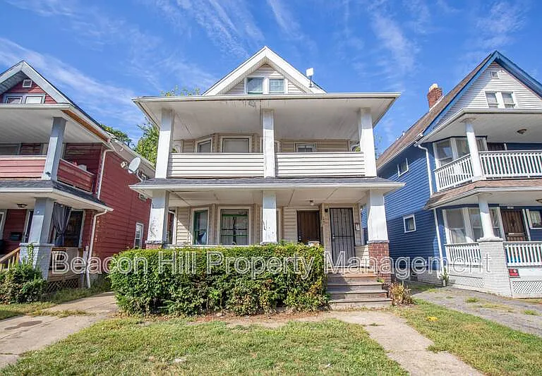 14015 Idarose Ave — Photo 2