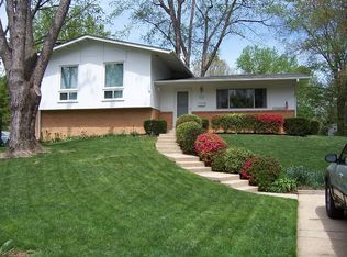 11104 Redford Ct, Fairfax, VA 22030