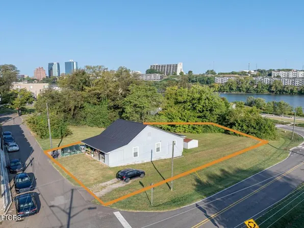 1013 Phillips Ave, Knoxville, TN 37920