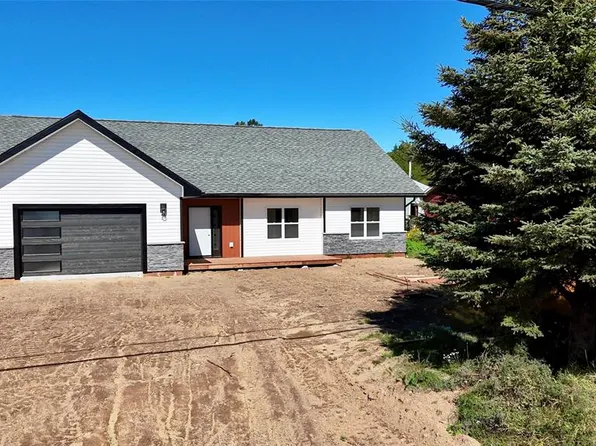 10 Goose Arm Road, Deer Lake, NL A8A3H5